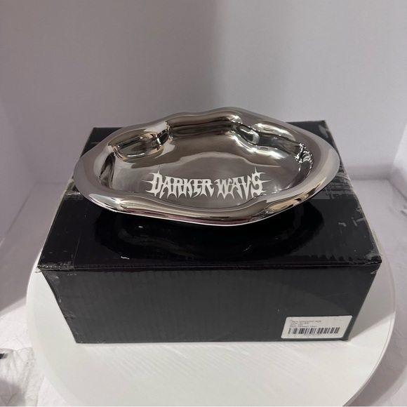 Silver Darker Waves Tray - Picture 1 of 4